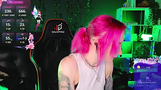 Snapshot of _HelenCarter chatting on January 2025 08:37:02 PM HelenCarter online show from January 2025 08:37:02 PM