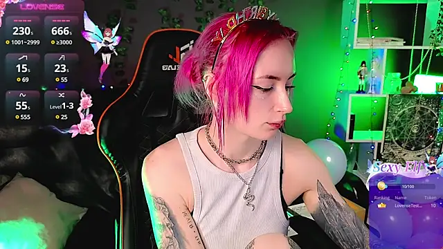 Snapshot of _HelenCarter chatting on January 2025 08:37:01 PM HelenCarter online show from January 2025 08:37:01 PM