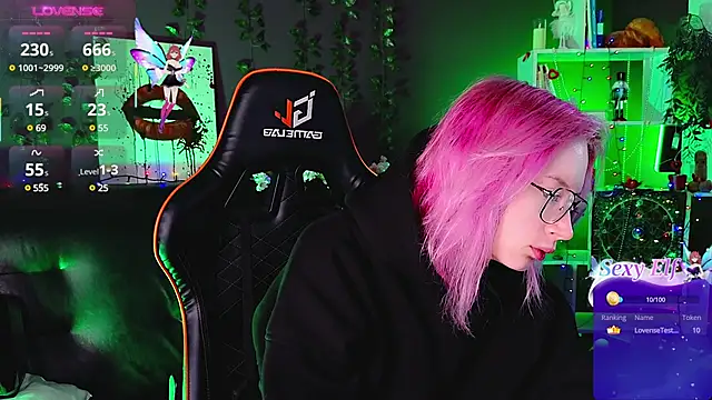 Snapshot of _HelenCarter chatting on March 2025 08:43:02 PM HelenCarter online show from March 2025 08:43:02 PM