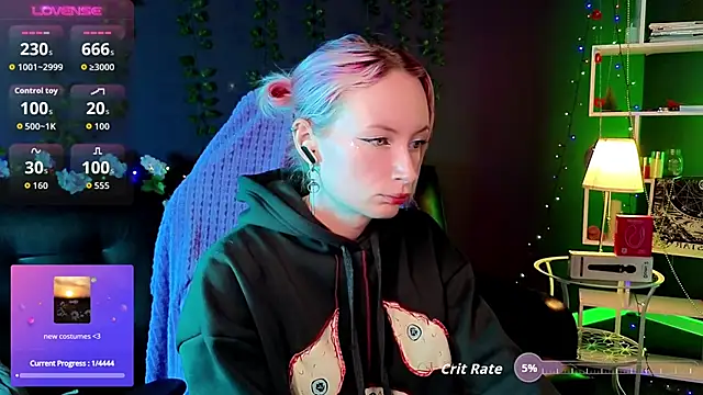 Snapshot of _HelenCarter chatting on September 2025 08:47:01 PM HelenCarter online show from September 2025 08:47:01 PM