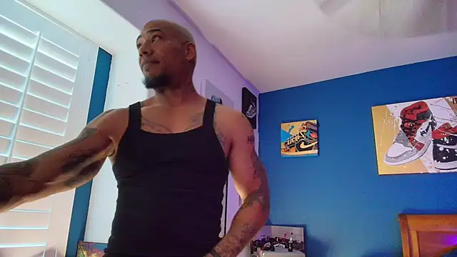 athephenomenal1 online show from September 2025 08:10:01 PM