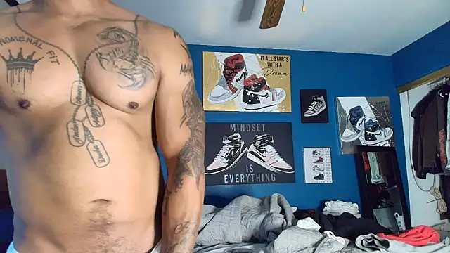 athephenomenal1 online show from November 2025 02:40:02 PM