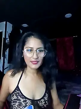 Snapshot of AdelinaMiran90 chatting on October 2025 04:46:02 AM AdelinaMiran90 online show from October 2025 04:46:02 AM