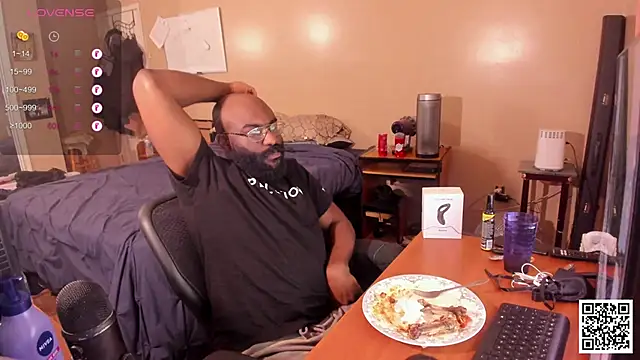 MrChuckDailyXXX online show from December 2024 09:12:02 PM