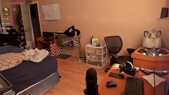 MrChuckDailyXXX online show from February 2025 03:15:02 PM