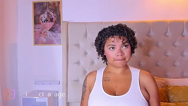 Eloisa cleavage  online show from May 2026 10:01:02 AM