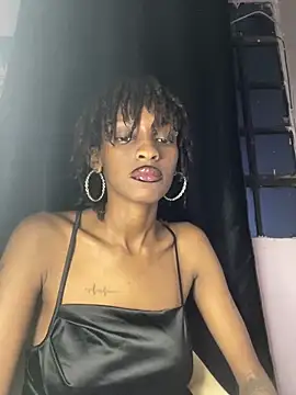 Snapshot of Tee_babygirl1 chatting on December 2024 05:52:02 PM Tee babygirl1 online show from December 2024 05:52:02 PM