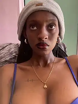 Snapshot of Tee_babygirl1 chatting on February 2025 07:39:02 AM Tee babygirl1 online show from February 2025 07:39:02 AM