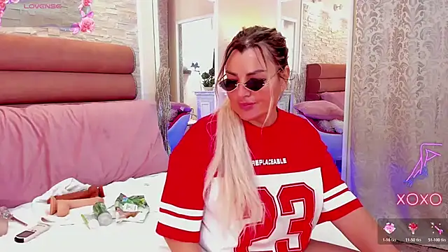 ArianaCroft online show from May 2026 05:15:01 AM