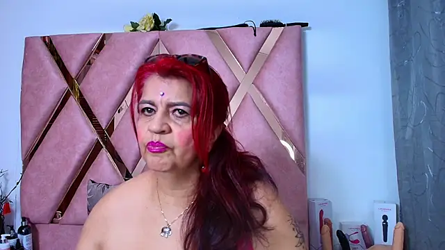 RoxetteMature online show from July 2026 12:10:01 PM