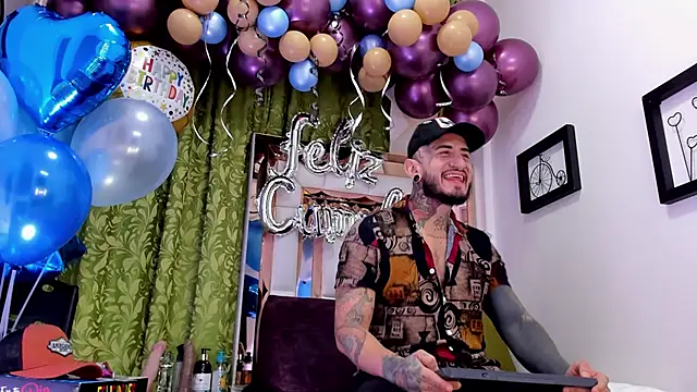 dilan scootk  online show from February 2025 11:21:01 AM