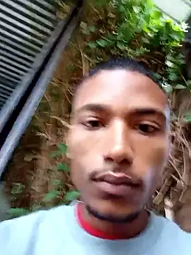 Snapshot of slimmydaddy69 chatting on March 2026 06:19:02 AM slimmydaddy69 online show from March 2026 06:19:02 AM