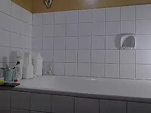 kisstoyousoon2024 online show from January 2025 06:02:01 PM