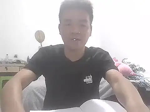 kisstoyousoon2024 online show from October 2025 07:41:01 AM