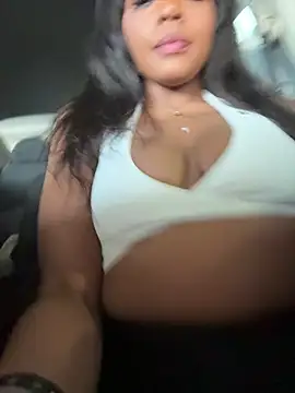 Snapshot of Blazerina chatting on April 2026 09:41:02 PM Blazerina online show from April 2026 09:41:02 PM