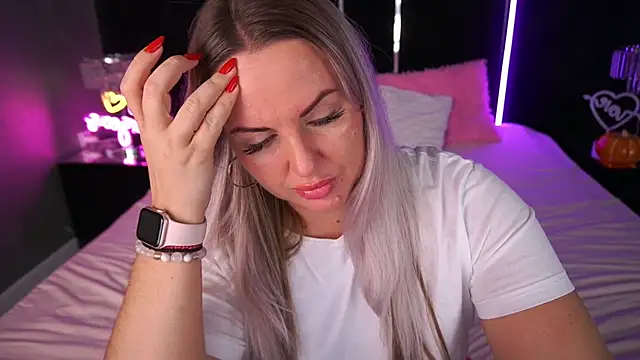 KiraCandyS online show from November 2025 03:29:02 AM