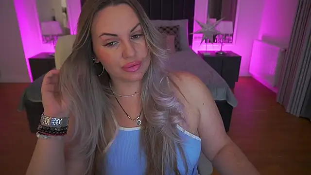 KiraCandyS online show from March 2026 09:19:01 PM