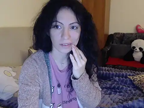 Snapshot of Emmatoo chatting on February 2026 05:12:02 AM Emmatoo online show from February 2026 05:12:02 AM