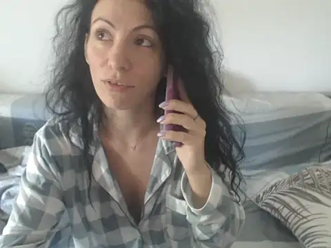 Emmatoo online show from June 2026 10:10:02 AM