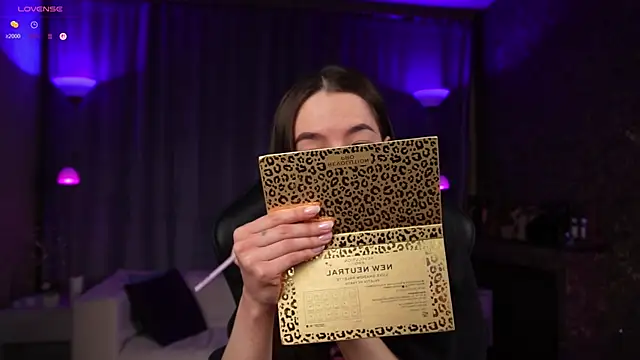 Snapshot of Amely_Young chatting on March 2025 01:43:01 AM Amely Young online show from March 2025 01:43:01 AM