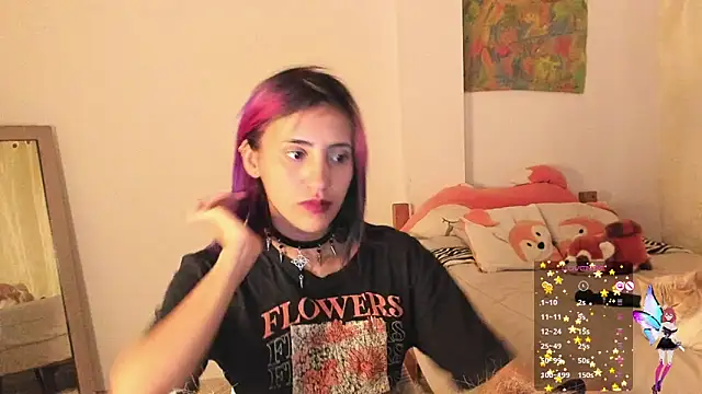 Snapshot of linnie_ chatting on January 2025 07:59:01 AM linnie online show from January 2025 07:59:01 AM