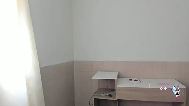 Snapshot of linnie_ chatting on September 2025 06:18:02 PM linnie online show from September 2025 06:18:02 PM