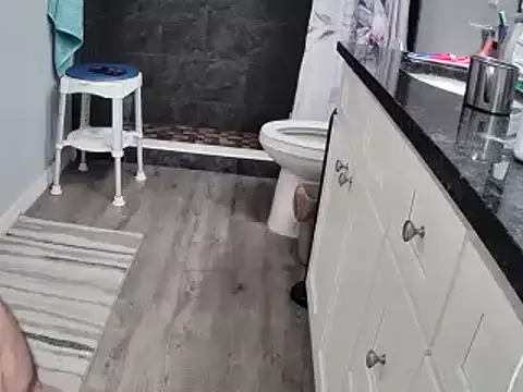 Snapshot of lou63ponce chatting on February 2025 04:53:01 PM lou63ponce online show from February 2025 04:53:01 PM