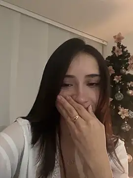 Snapshot of Angeeel_ chatting on December 2024 08:35:01 AM Angeeel online show from December 2024 08:35:01 AM