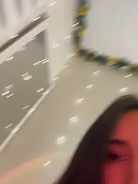 Snapshot of Angeeel_ chatting on February 2025 06:49:02 AM Angeeel online show from February 2025 06:49:02 AM