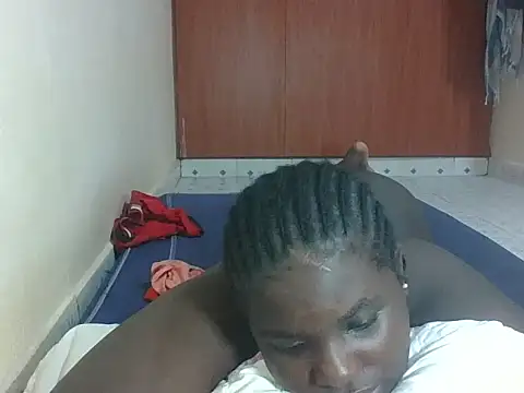 hotebbbyy online show from May 2026 08:19:01 AM