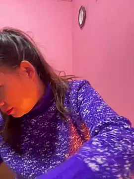 Snapshot of Hellen_111 chatting on January 2025 02:46:01 PM Hellen 111 online show from January 2025 02:46:01 PM