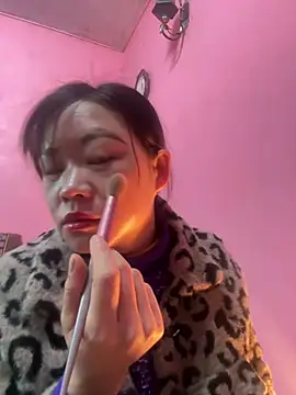 Snapshot of Hellen_111 chatting on January 2025 02:30:01 AM Hellen 111 online show from January 2025 02:30:01 AM