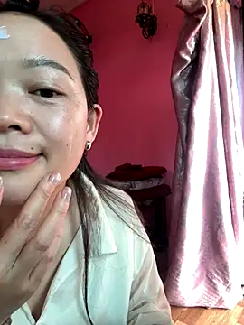 Snapshot of Hellen_111 chatting on September 2025 08:14:01 AM Hellen 111 online show from September 2025 08:14:01 AM