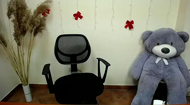 Snapshot of _Annabelle_Lee chatting on December 2024 10:34:01 AM Annabelle Lee online show from December 2024 10:34:01 AM