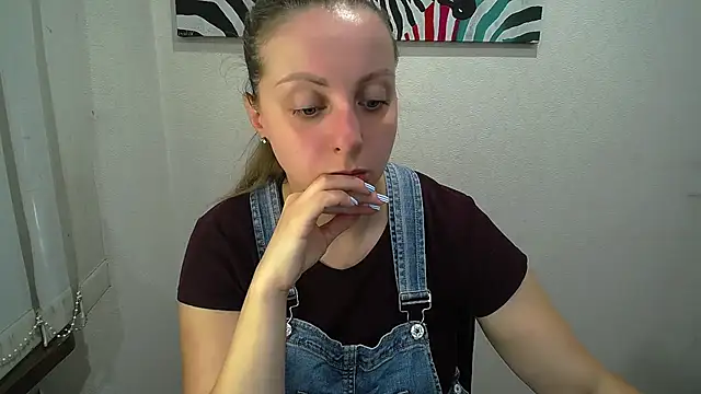  Annabelle Lee online show from July 2026 06:00:01 AM