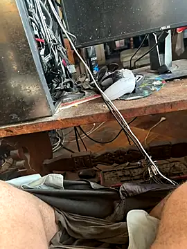 hairyhulk online show from October 2025 10:04:01 PM