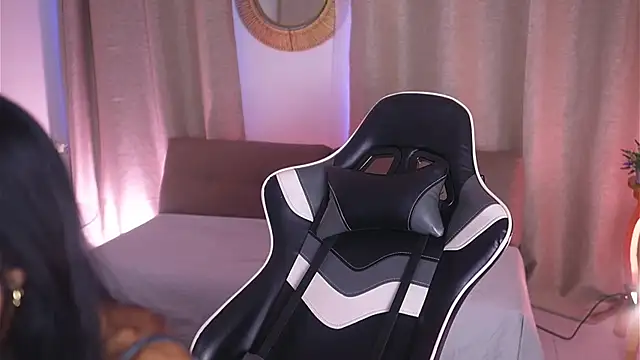 Sara albrecht online show from February 2025 12:03:02 PM