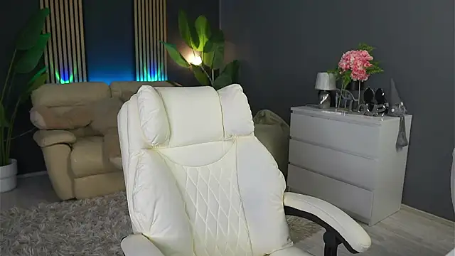 SweetBlondy35 online show from February 2026 06:14:01 PM