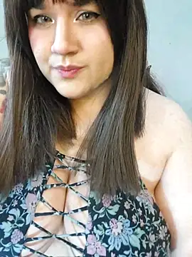 ItsNaiixa online show from September 2025 08:19:01 PM