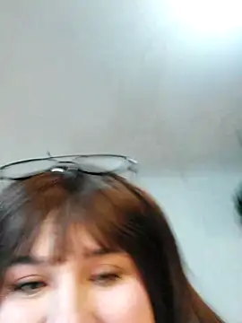 ItsNaiixa online show from October 2025 08:19:01 PM