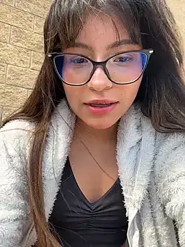 Lily candy X online show from February 2026 07:47:02 PM