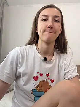 KateRedgar online show from May 2026 12:22:02 PM