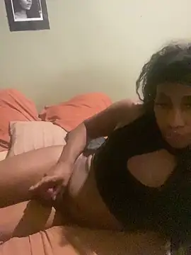 Snapshot of Moorella1 chatting on December 2025 08:02:01 PM Moorella1 online show from December 2025 08:02:01 PM