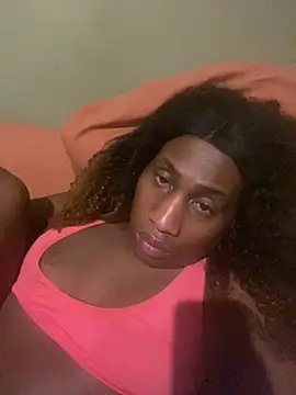 Snapshot of Moorella1 chatting on February 2026 10:06:02 PM Moorella1 online show from February 2026 10:06:02 PM