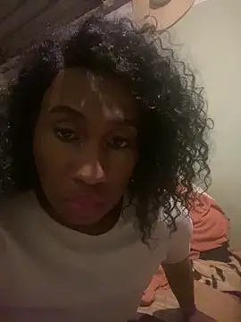 Snapshot of Moorella1 chatting on February 2026 06:17:02 PM Moorella1 online show from February 2026 06:17:02 PM