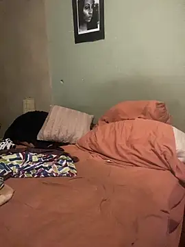 Snapshot of Moorella1 chatting on March 2026 06:19:02 AM Moorella1 online show from March 2026 06:19:02 AM