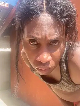 Snapshot of Moorella1 chatting on April 2026 08:52:02 AM Moorella1 online show from April 2026 08:52:02 AM