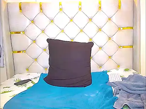 ThelmaKinky online show from July 2026 06:11:02 AM