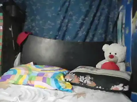 Alanagracia online show from February 2025 06:01:01 PM