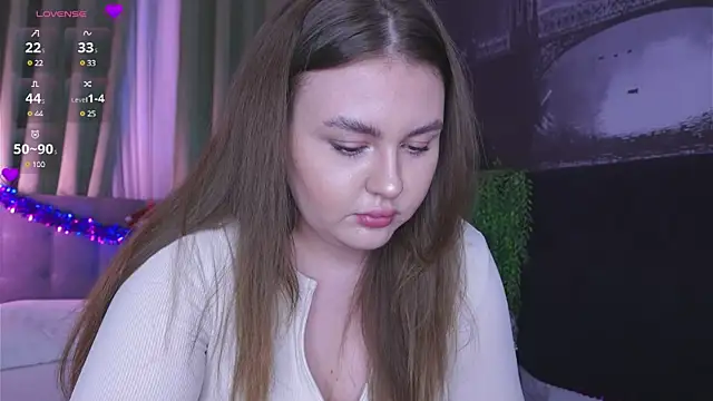 Mia  Peach online show from December 2024 04:11:01 AM